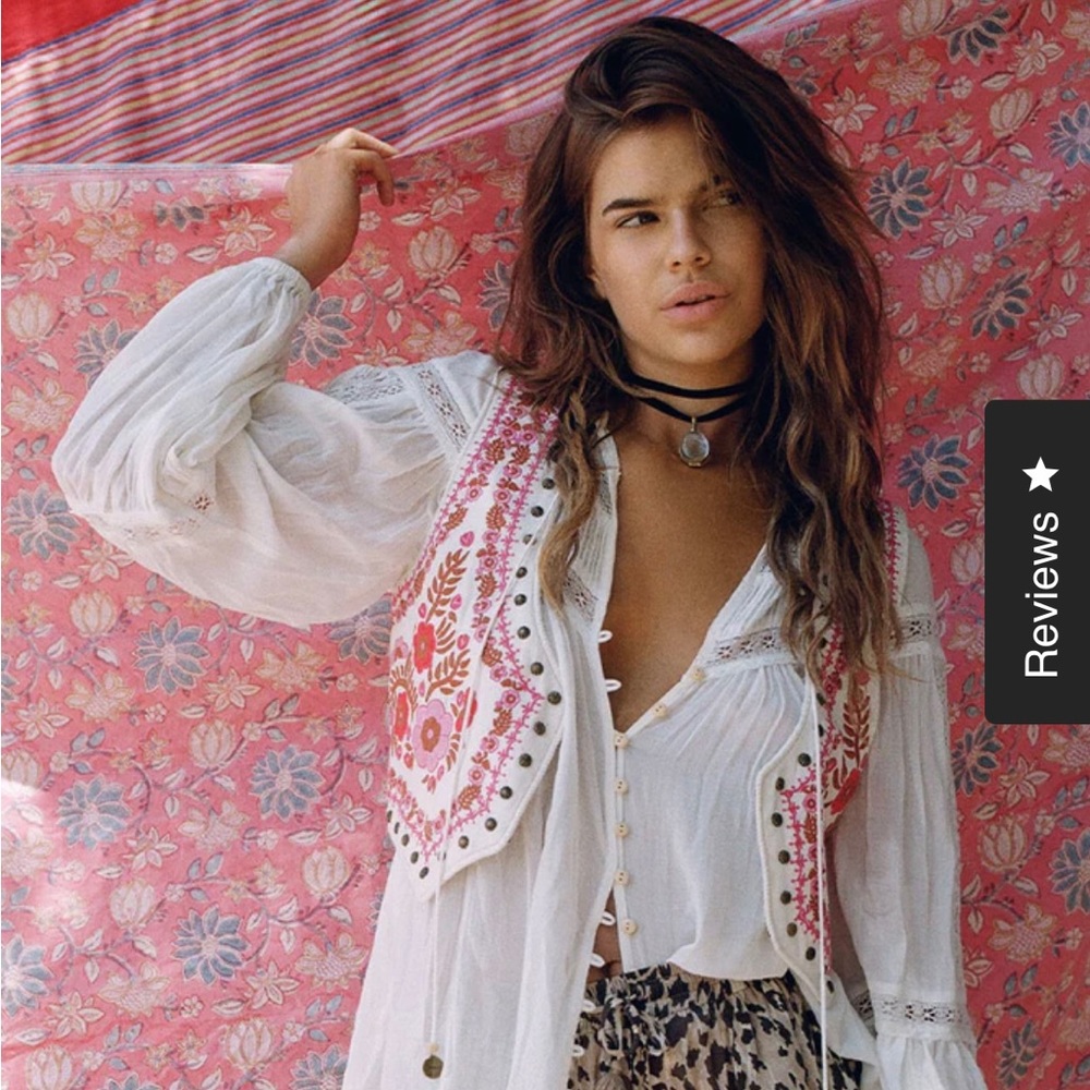 Remi vest new spell collection SOLD OUT